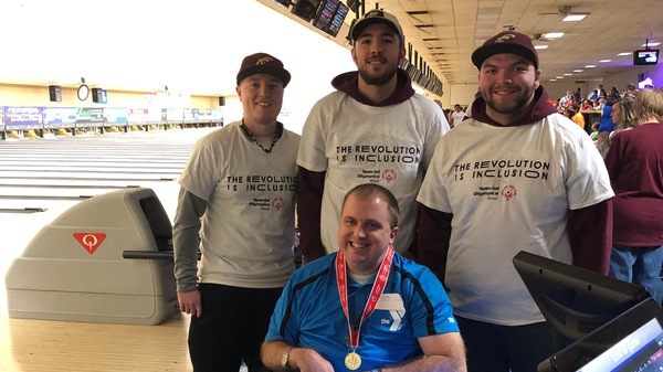 Eureka Volunteers at Special Olympics Bowling Event