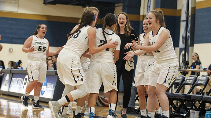 Panthers Jump Back Into Women's Basketball