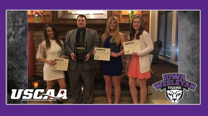 Tigers Honored At USCAA Banquet